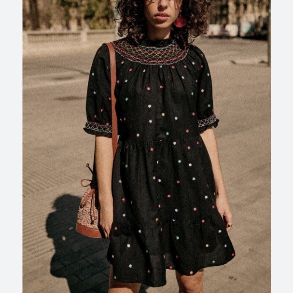 Sezane Majorie Dress Embriodered Linen Cotton Floral Smocked Black Size 36 US 4